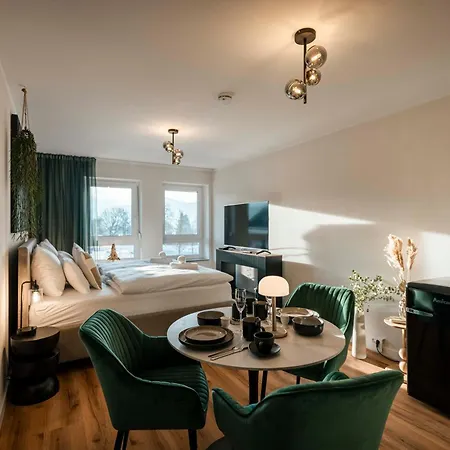 Boutique-studio I Zentral I Parkplatz I Waschtrockner I Inkl Aktivcard - 130 Gratis-erlebnisse Apartmán
