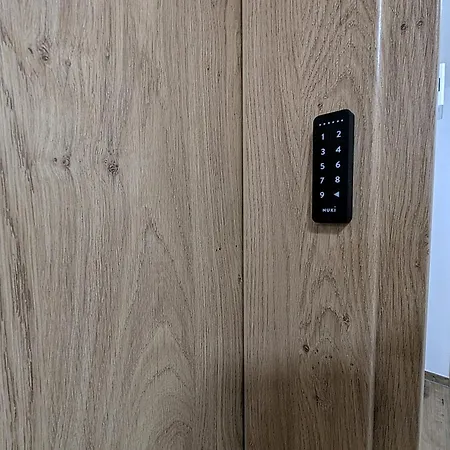 Boutique-studio I Zentral I Parkplatz I Waschtrockner I Inkl Aktivcard - 130 Gratis-erlebnisse Apartmán